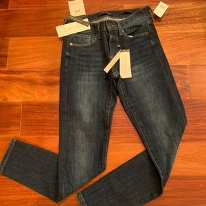 NWT Banana Republic Zero Gravity Petite Skinny Jeans